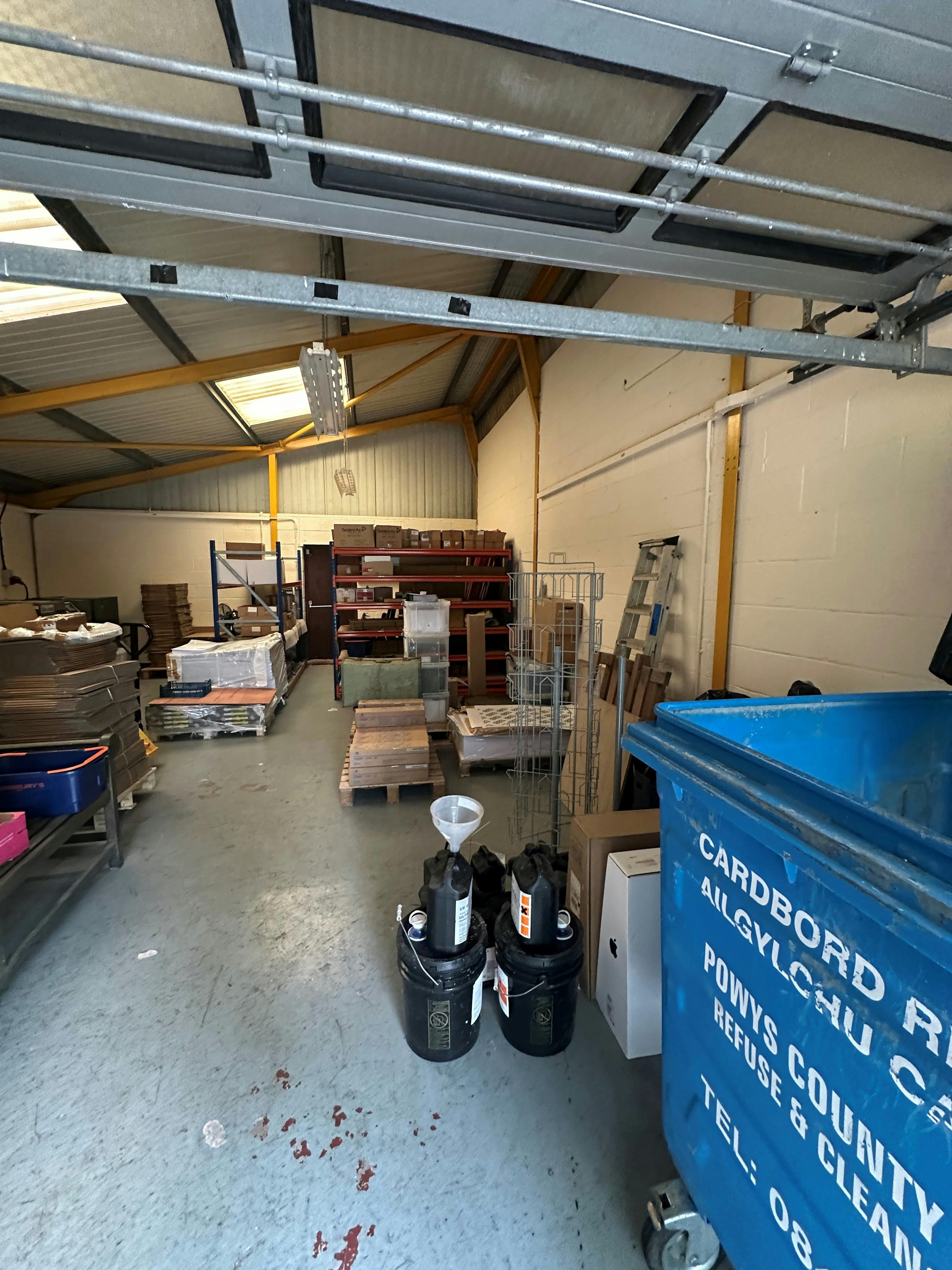 Unit 1-2 Cain Valley Trading Estate, Llanfyllin, Industrial/Logistics To Let - Internal Warehouse.jpg