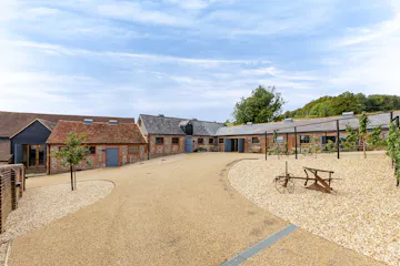 Manor Farm Barns, Hughenden Manor Estate, High Wycombe, Offices To Let - 115001 Manor Barn Farms (5).jpg