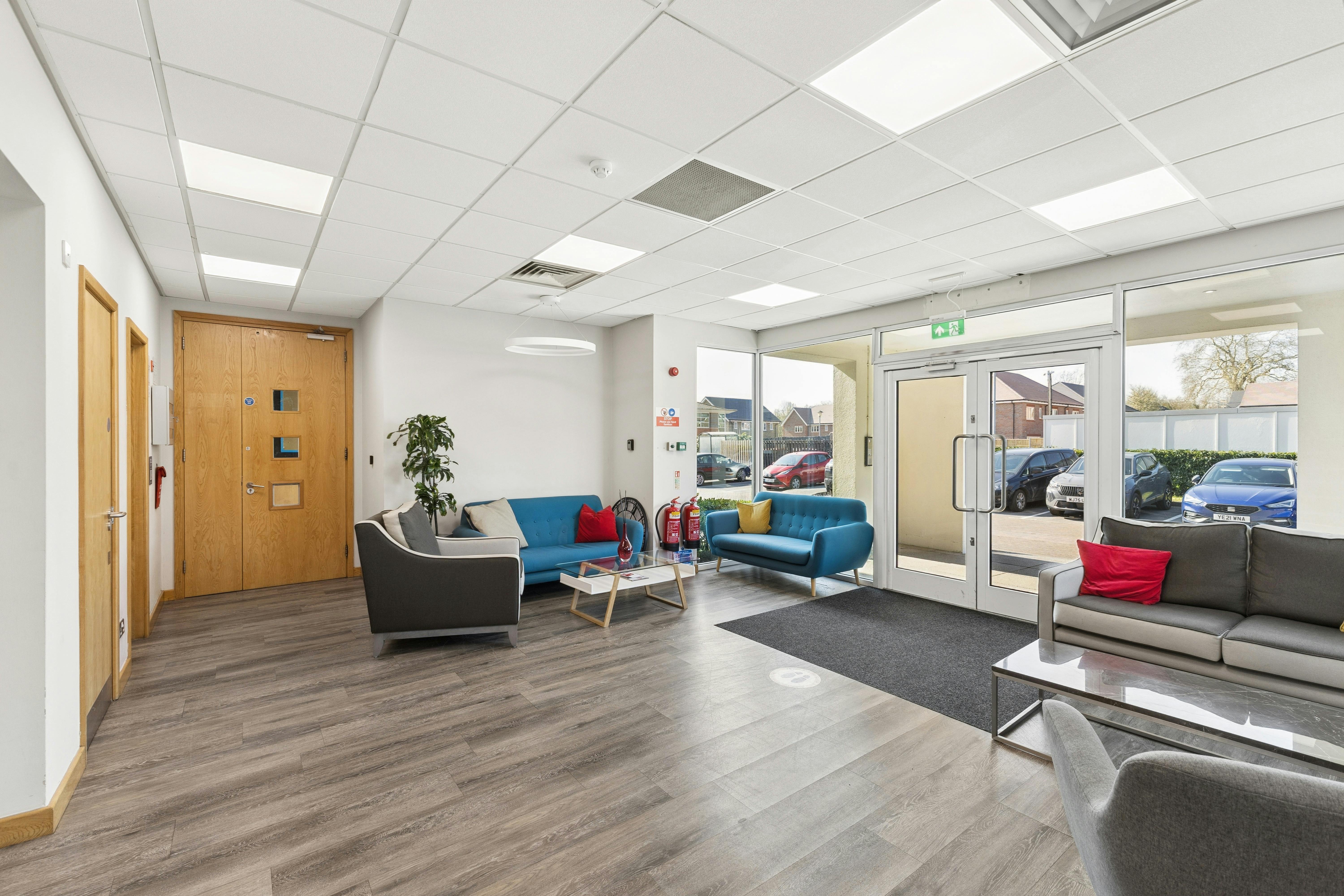 Beechwood, Maidenhead, Offices To Let - 105441_Beechwood Suite 4 Grove Park Industrial Estate Wal(7).jpg