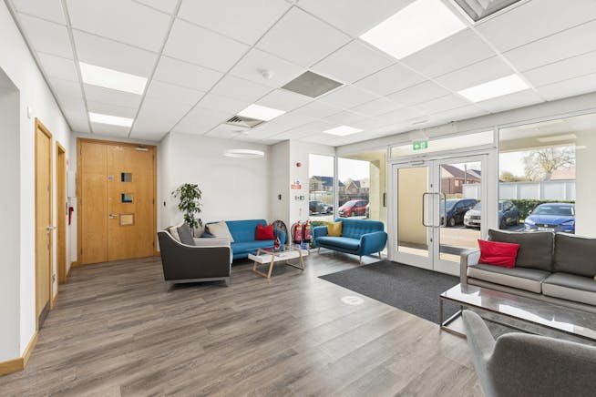 Beechwood, Maidenhead, Offices To Let - 105441_Beechwood Suite 4 Grove Park Industrial Estate Wal(7).jpg