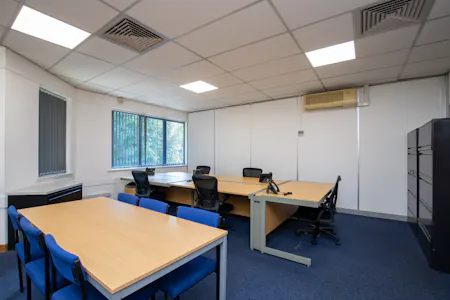 Alexandra Gate Business Centre, Cardiff, Serviced Office To Let - D4 f.jpg