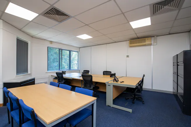Alexandra Gate Business Centre, Cardiff, Offices To Let - D4 f.jpg