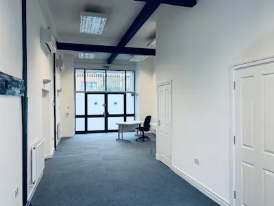 Alexander House, Richmond, Office To Let - IMG_7620.jpg
