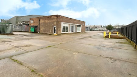 Archersfield, Basildon, Industrial / Office / Yard To Let / For Sale - edc23990WhatsApp 20Image 2020250218 20at 20140414_3d8d860d.jpg