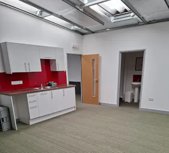 Unit J, Manawey Industrial Estate, Holder Road, Aldershot, Industrial To Let - 20260824_090523.jpg