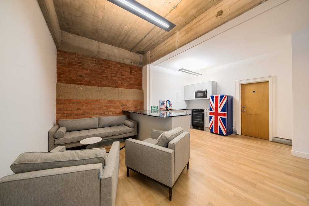 Ground Floor, 16-25 Bastwick Street - 134118711689ca1a91a401.jpg