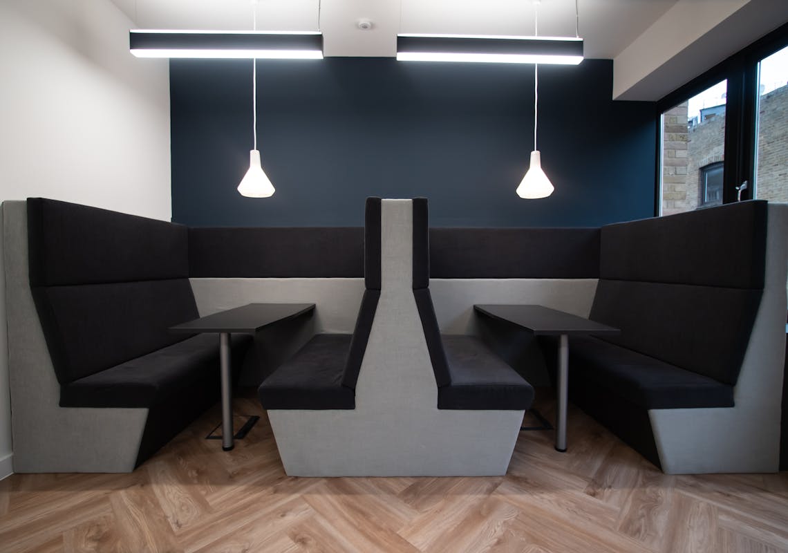 P1655408.jpg 16 Shorts Gardens, London, Office To Let - P1655408.jpg