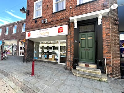 29 Carter Gate, Newark, Retail To Let - Front 1.jpg