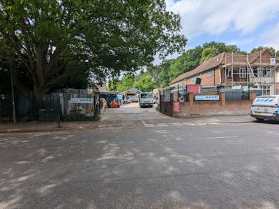 66 Brox Road, Ottershaw, Open Storage To Let - 1000006172.jpg