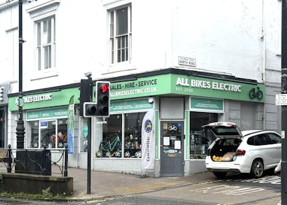 30 Queens Road, Brighton, Retail / High Street Retail / Retail - In Town / Retail - Out Of Town To Let - IMG_6534.jpg