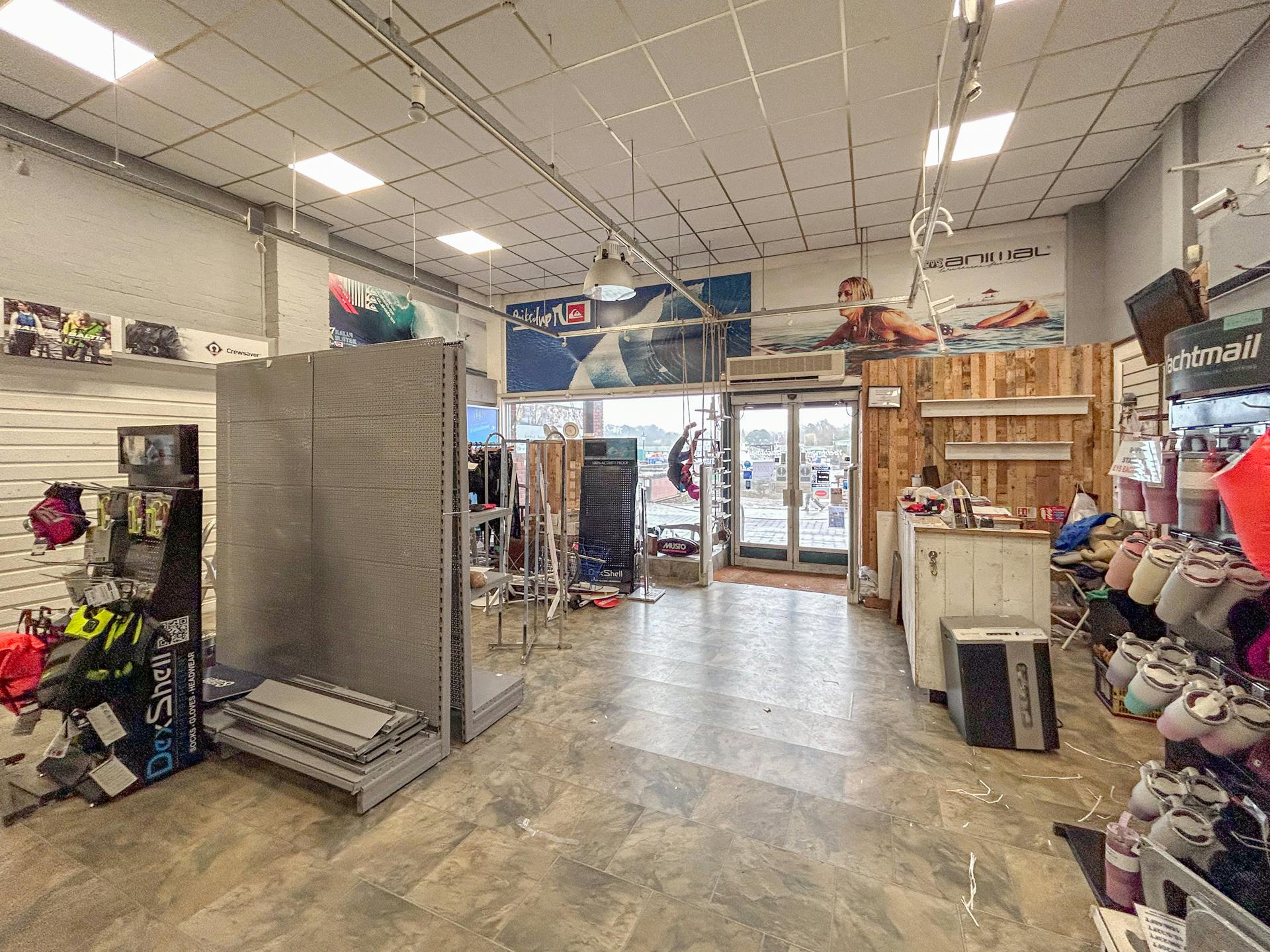 Retail/Shop in Lymington - photo 2