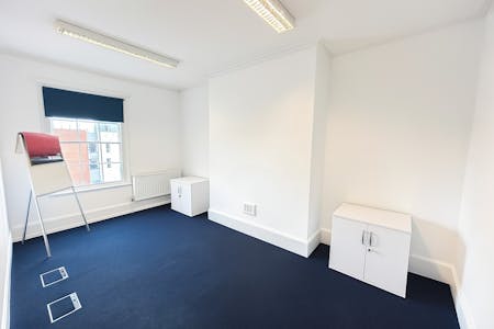 17 Waterloo Place, Leamington Spa, 17 Waterloo Place, Leamington Spa, Office / Serviced Office To Let - refined image 3.jpg