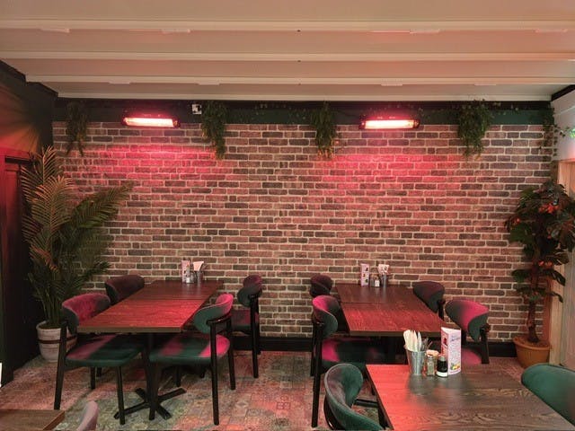 39 Lauriston Road, London, Cafe (A1) / Restaurant To Let - pic 1.jpg