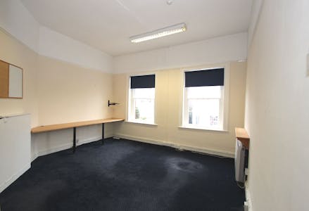 1st Floor Milton House, Fareham, Office To Let - FrontOffice1.jpg