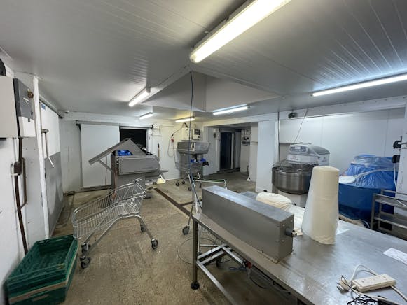 Unit 3, Bexhill-on-Sea, Industrial To Let - IMG_2214.JPEG