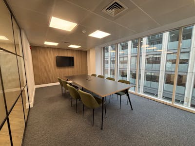 10 Lloyd's Avenue, St. Olaves House, London, Office To Let - IMG_6529.jpg