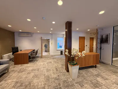 102 Belsize Lane, London, Office To Let - 102 belsize.jpg