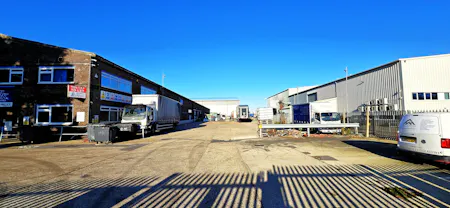 Unit 5, Lancing Business Park, Lancing, Industrial To Let - 20251121_132754 - Edited.jpg
