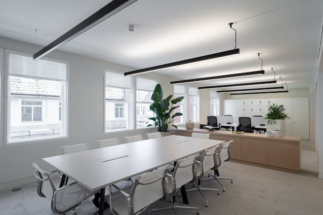 3rd Floor, 16-21 Sackville Street, London, Office To Let - _JSP4136.jpg