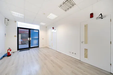 3-6 Banister Road, London, Office To Let - 1536700 (5).jpg