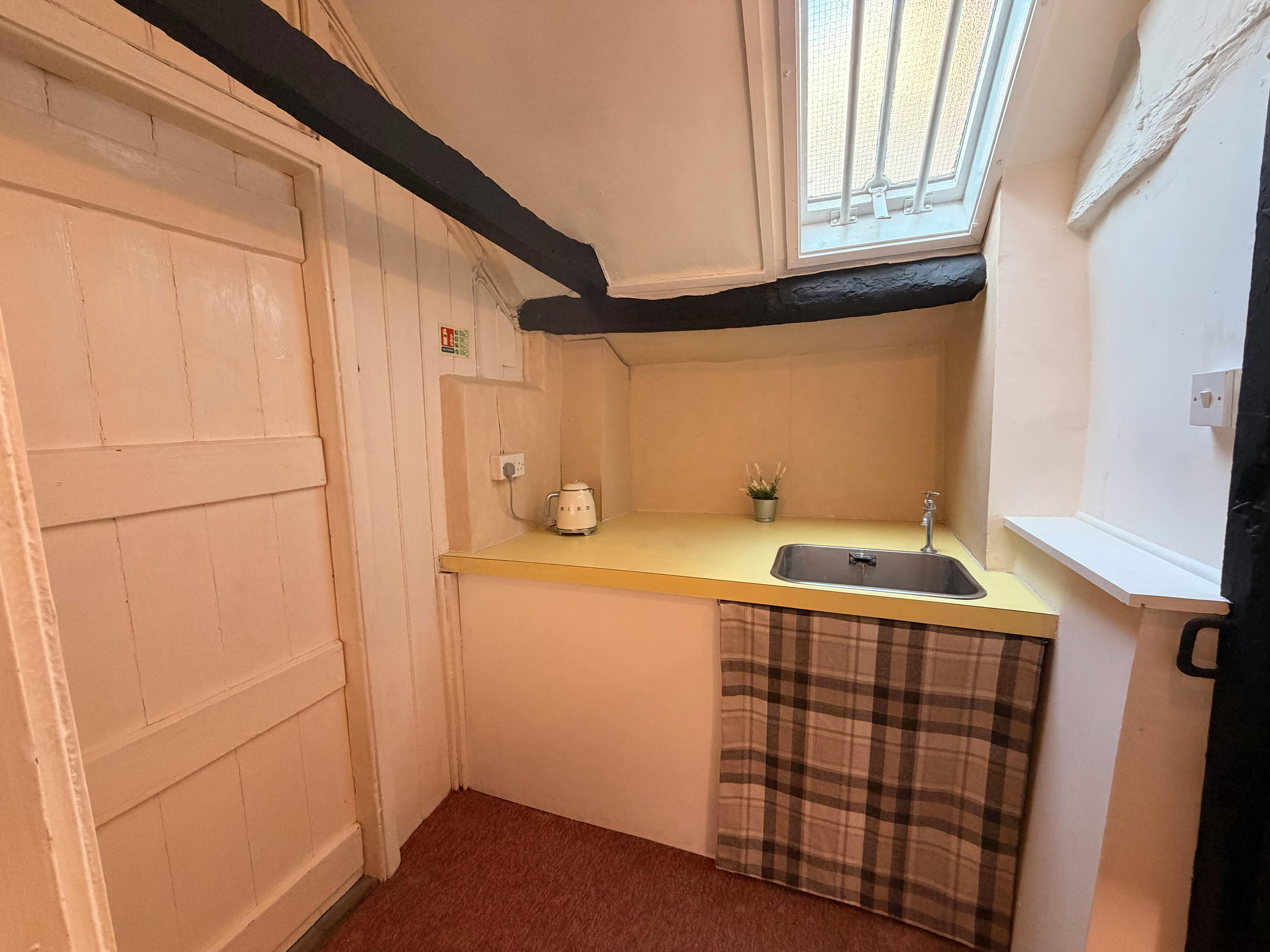 2 Church Street, Storrington, Retail For Sale - IMG_3526.jpeg