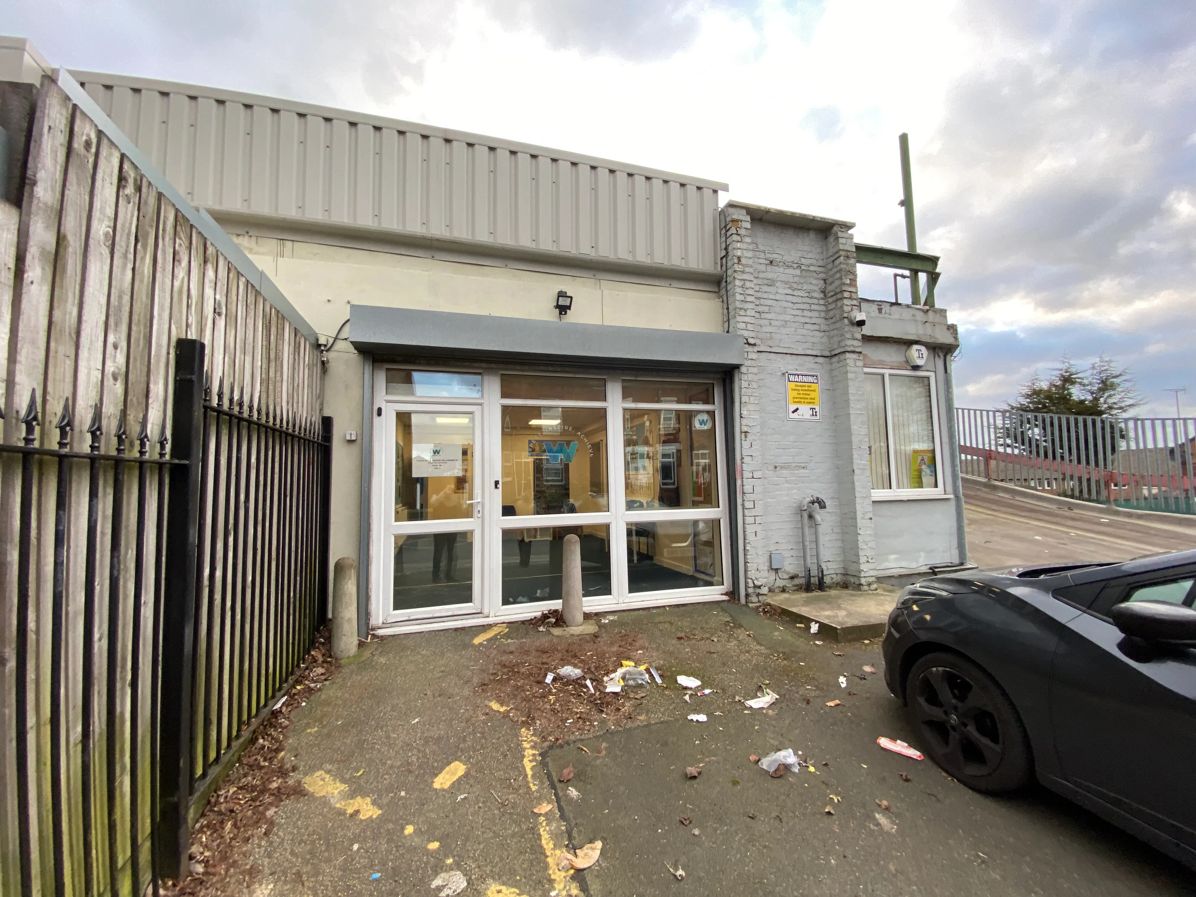Unit 2, Town Street, Stanningley, LS28 6HL
