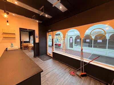 Berry's Arcade, Rayleigh, Office / Retail To Let - WhatsApp Image 2026-02-06 at 10.13.09.jpeg