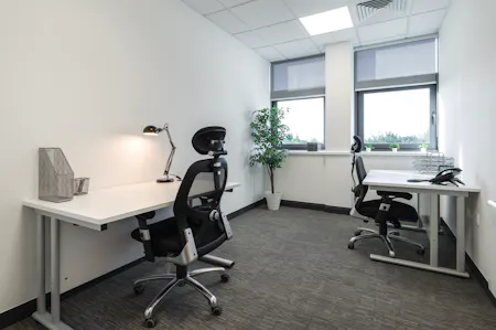 Pure Offices - Turnberry Park Road, Leeds, Serviced Office To Let - Turnberry-002.jpg