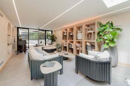 572 Kings Road, London, High Street Retail For Sale - 572 kings rd1724.jpg