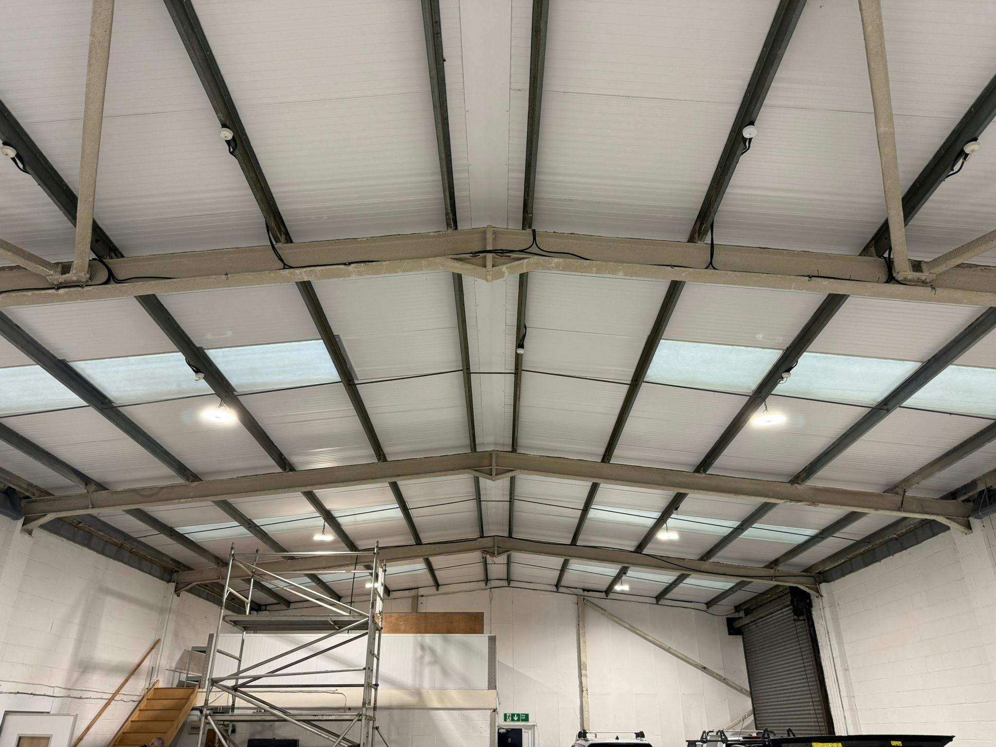 19 Bordon Trading Estate, Bordon, Industrial / Warehouse To Let - New internal 2.jpg