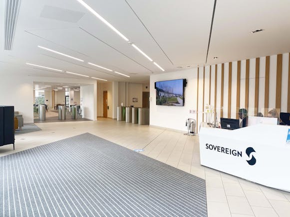 Sovereign House, Basing View, Basingstoke, Office To Let - IMG_6086.jpg