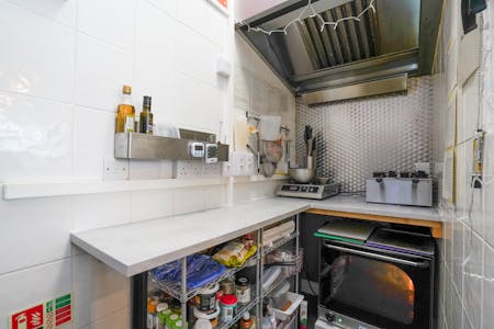 131, 133 & 135 Regent Street, Leamington Spa, Investment / Leisure / Retail For Sale - Peaches Cafe 8.jpg