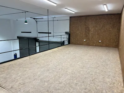Unit 1&2 Harry's Yard, Wolverton Road, Milton Keynes, Automotive / D1 (Non Residential Institutions) / D2 (Assembly and Leisure) / Industrial / Industrial/Logistics / Motortrade / Retail / Showroom / Trade Counter / Warehouse / Industrial / Warehouse To Let - IMG_1897.JPEG