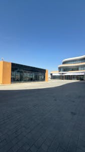 High Quality Office Space, Al Ghubrah Street, Muscat, Office To Let - Strip mall office (18).jpeg