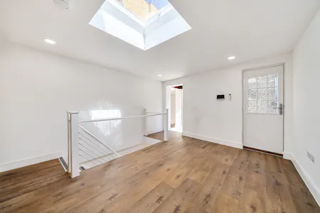 Draycott Mews, London, Office To Let - 1498018 (9).jpg