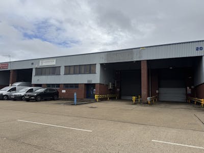 Unit 19, Trident Industrial Estate, Colnbrook, Industrial/Logistics / Industrial / Warehouse To Let - Front aspect