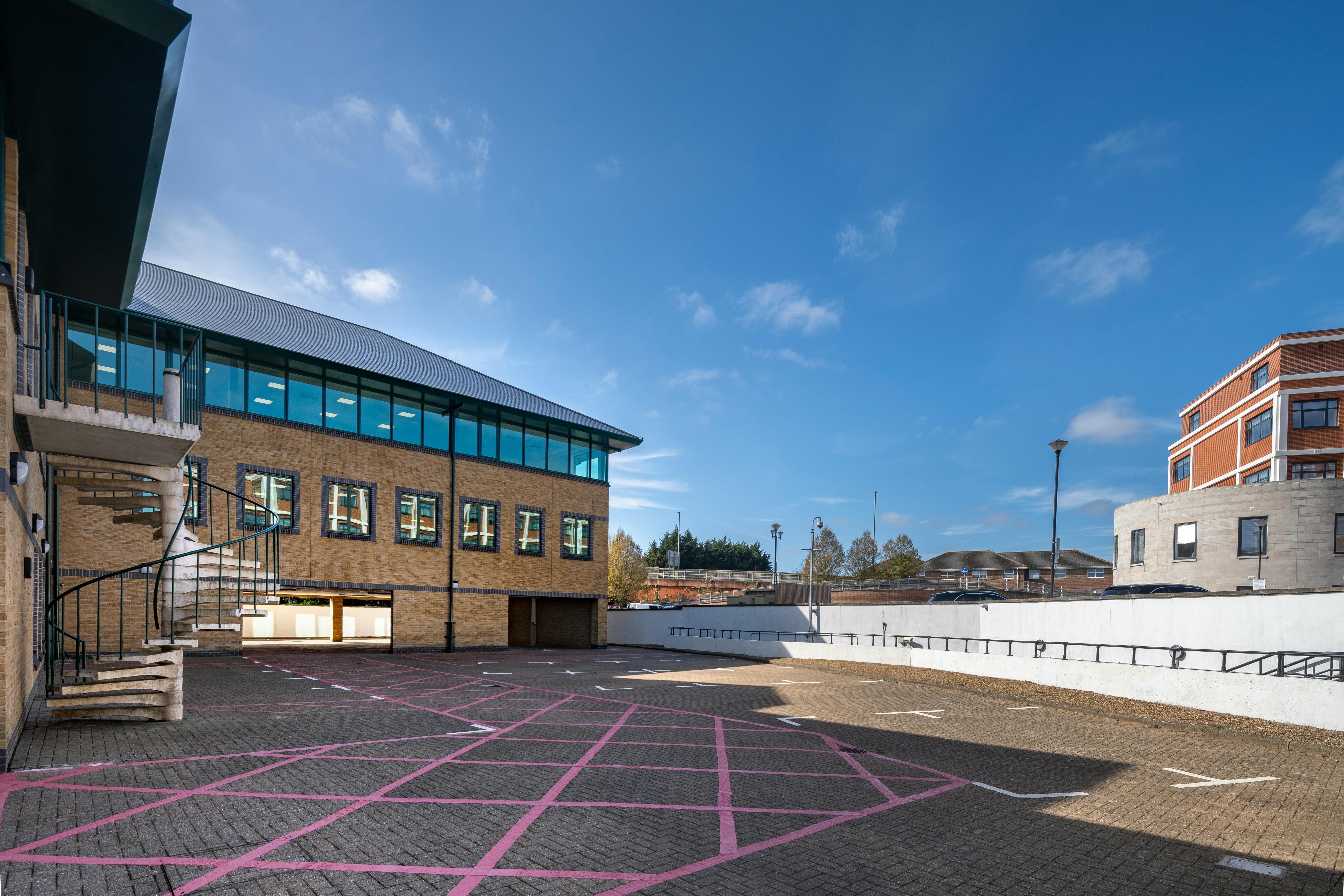 Global House, Chertsey, Offices To Let - CHERT_032.jpg