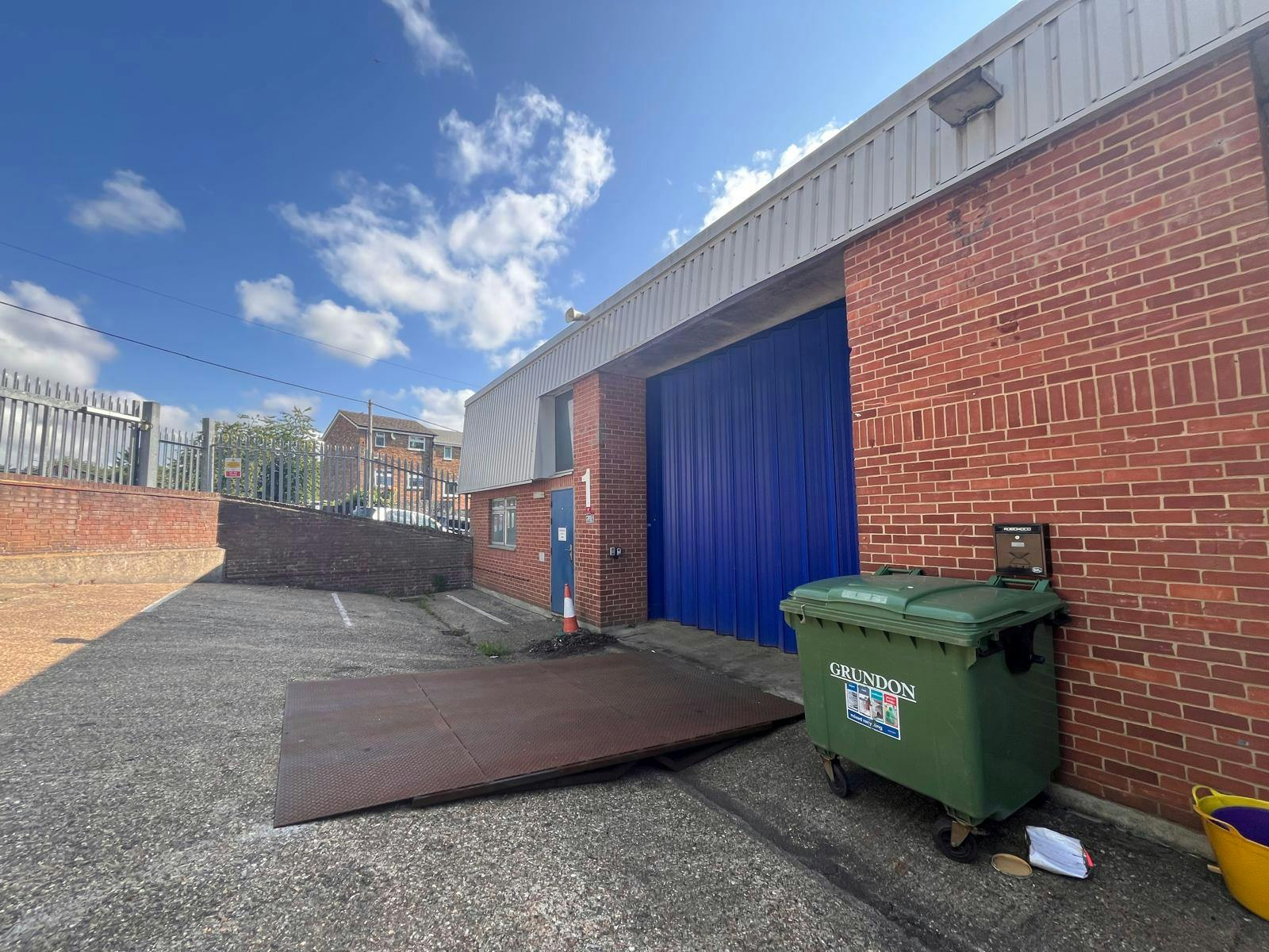 Unit 1, Howard Industrial Estate, Chilton Road, Chesham, Industrial To Let - WhatsApp Image 20250616 at 173015_fc82ea8a.jpg