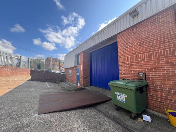 Unit 1, Howard Industrial Estate, Chilton Road, Chesham, Industrial To Let - WhatsApp Image 20250616 at 173015_fc82ea8a.jpg