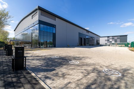 Unit 2, AIR Heathrow, Feltham, Industrial / Warehouse To Let - Eighty_Wrenbridge_AIR_0165.jpg