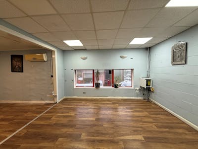 8 Peter James Enterprise Centre, Park Royal, Industrial To Let - PJ 2.jpg