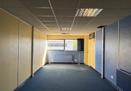 Unit 3B Gatwick Metro Centre, Horley, Business Units For Sale - Image 7