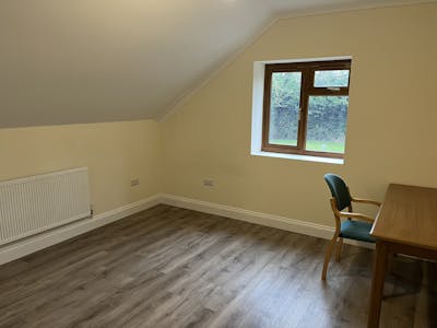 Tittershall Lodge, Kingswood Lane, Aylesbury, E (Commercial / Business / Service) / Land / Office / Retail To Let - IMG_2842.JPEG