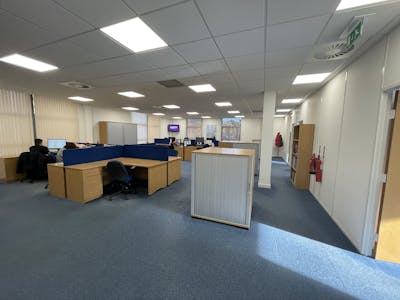 12 The Pavilions, Cranmore Drive, Solihull, Office To Let - Photo 9