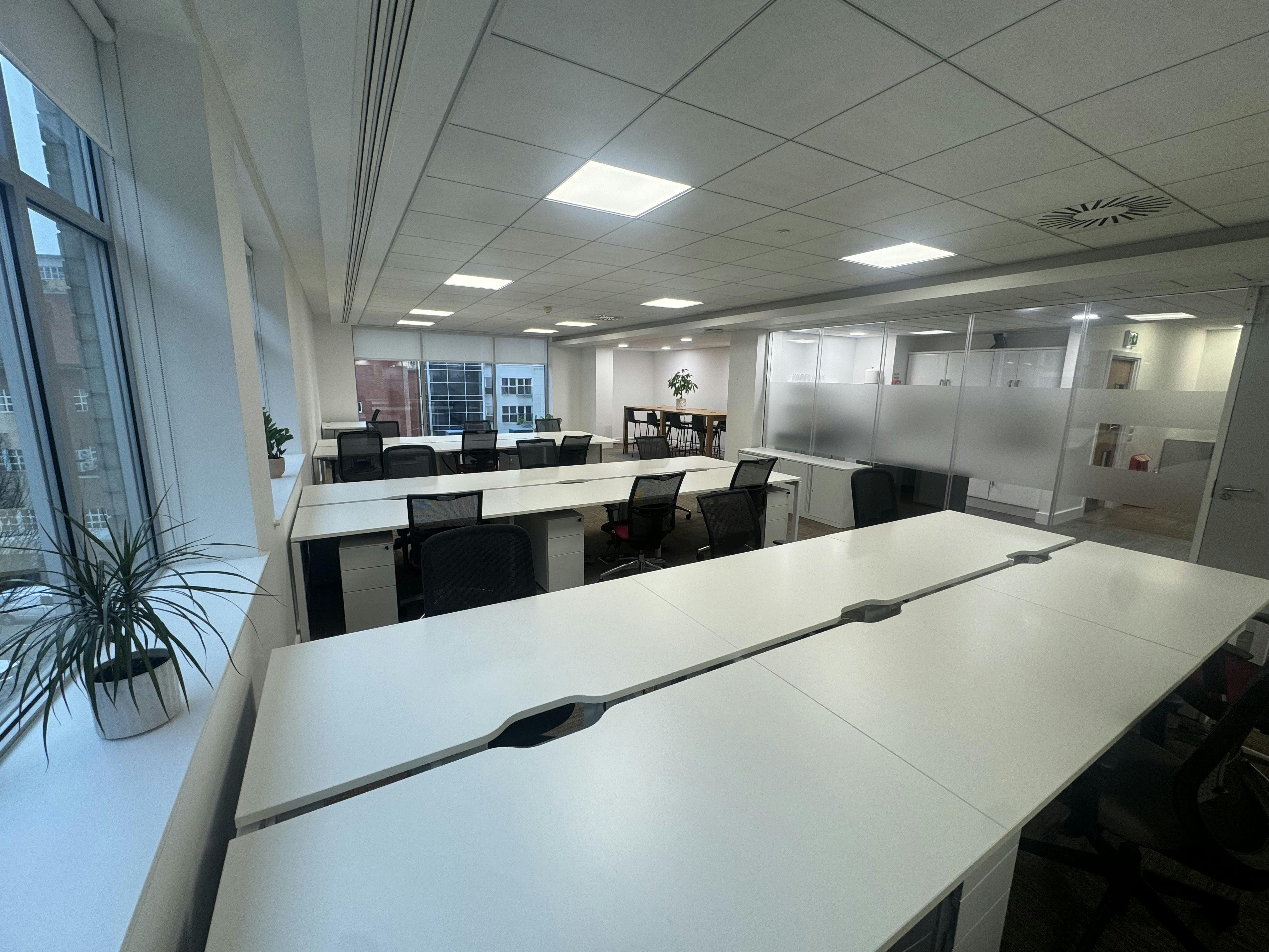 Scale Space, 45 Wollaton St, Nottingham, Office To Let - IMG_4880.jpg