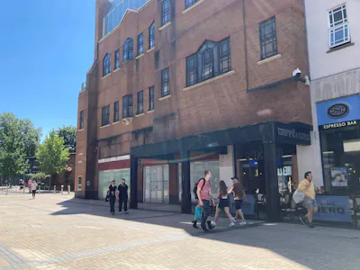 9-13 Merchant Street, Bristol, Shopping Centre Unit To Let - 9-13 Merchant Street-2.jpg