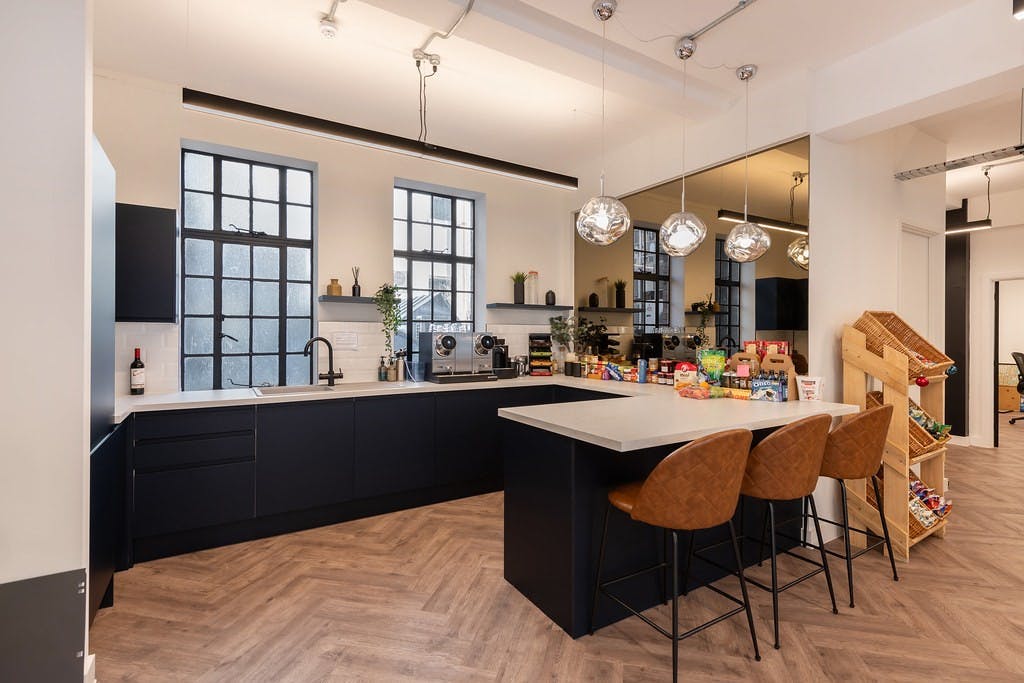 Rivvia King's Cross, Argyle House, London, Offices / Offices To Let - Rivvia King's Cross Kitchen.jpg