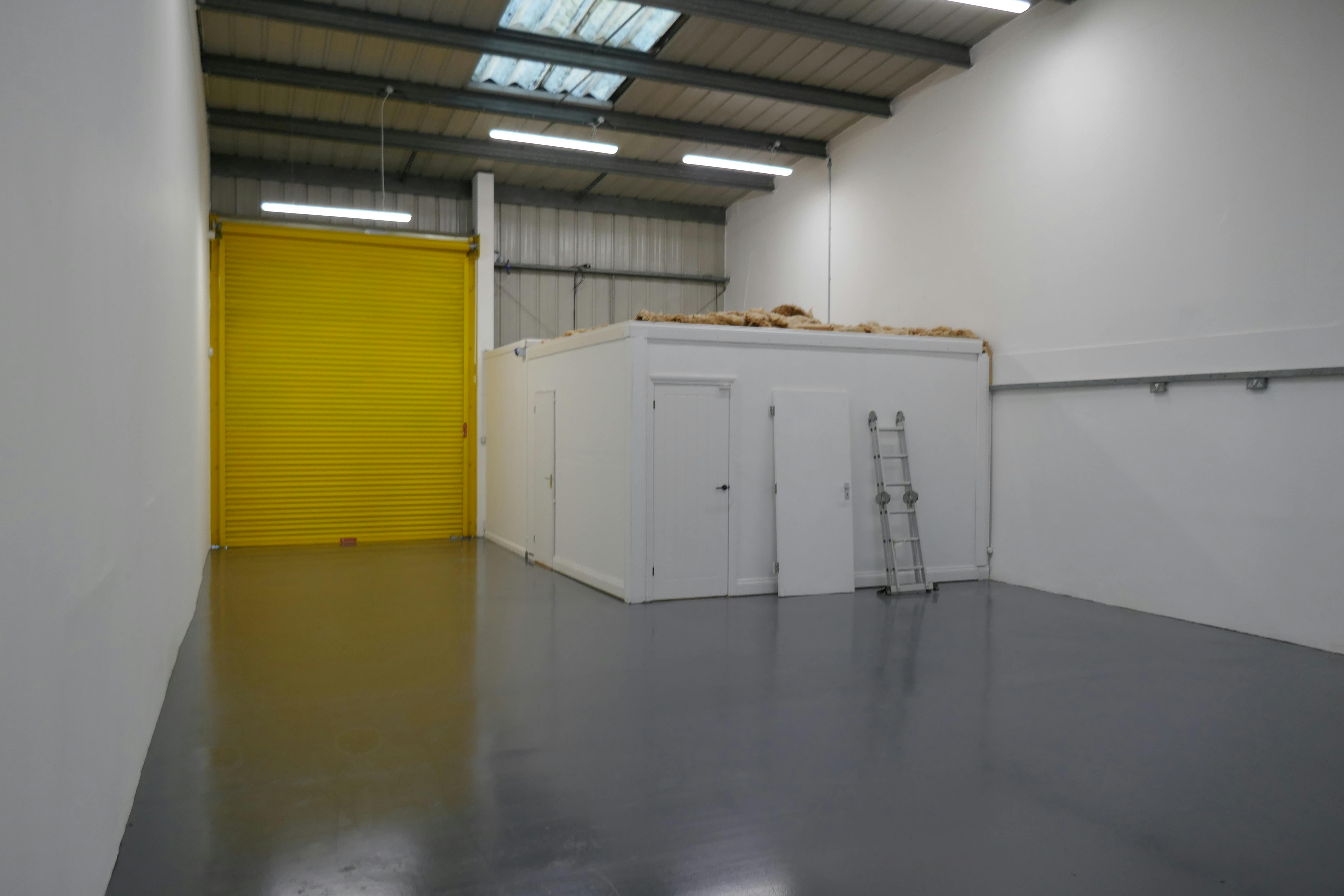 Unit 20, Harlow, Industrial To Let - P1040614.JPG