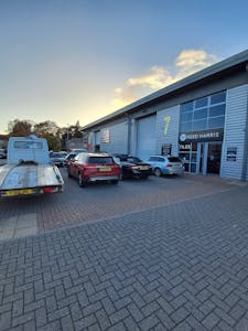 Unit 7, IO Trade Centre, Reading, Industrial/Logistics / Industrial / Storage / Trade Counter / Trade Counter / Showroom / Warehouse / Industrial / Warehouse To Let - 20251024_165740.jpg