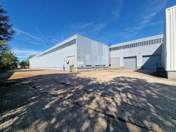 Units 1, 2 & 4 Daneshill Industrial Estate, Armstrong Road, Basingstoke, Industrial To Let - 20261005_125726.jpg